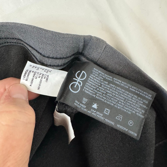 DO by Dee Ocleppo Anna High Rise Wide Leg Pants Gray Pull On Pin Tuck Women’s M - Picture 11 of 16